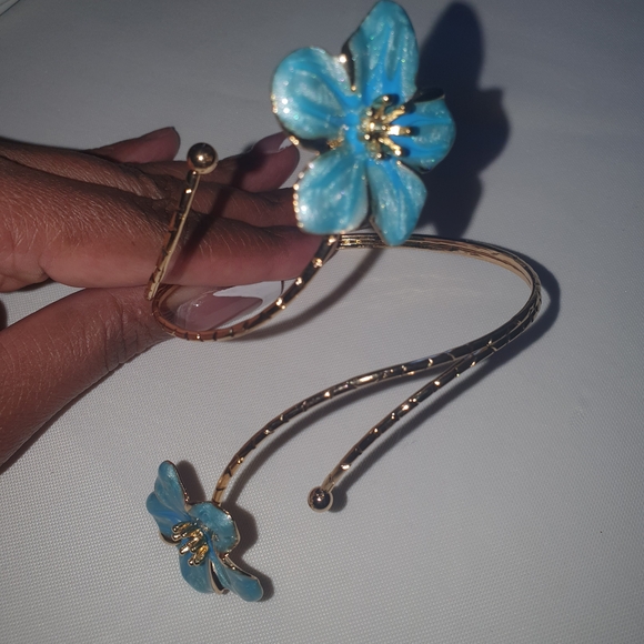 Colorful Floral Bundle Earrings & Bangles - Picture 8 of 8